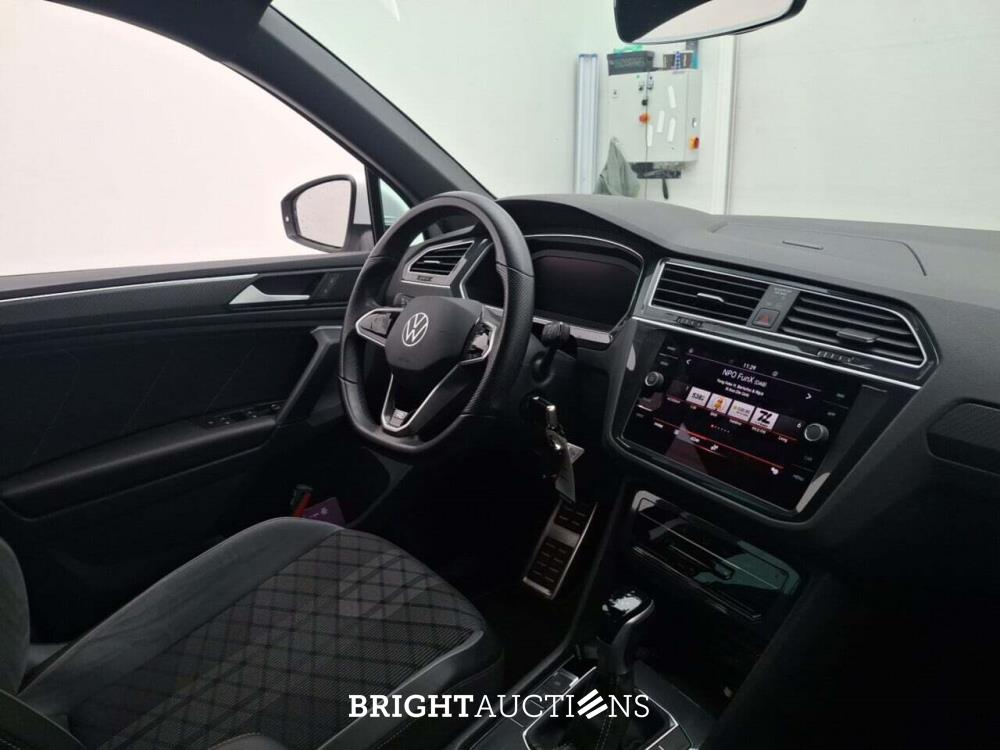 Volkswagen Tiguan R-Line 1.5 TSI 150pk 2021 (Origineel-NL), K-340-VD