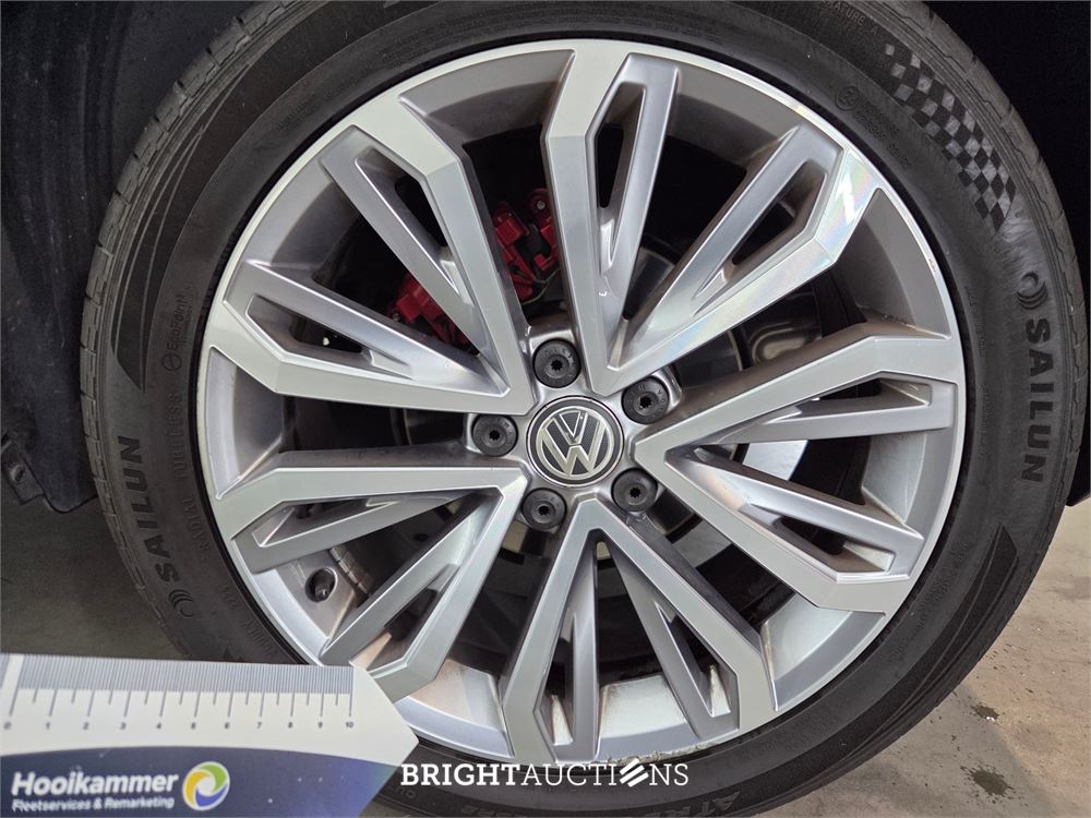 Volkswagen T-Roc Sport Business R 1.5 TSI 150pk 2019, K-189-NZ
