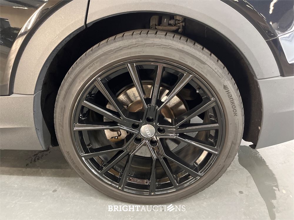 Audi e-tron 55 Business edition Plus Quattro 95 kWh 409pk 2020, L-296-BK