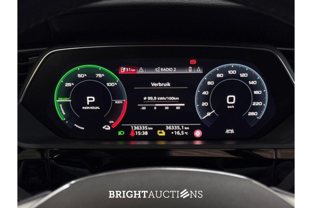 Audi e-tron 50 Launch edition plus Quattro 71 kWh 313pk 2020 (Origineel-NL), J-383-NL