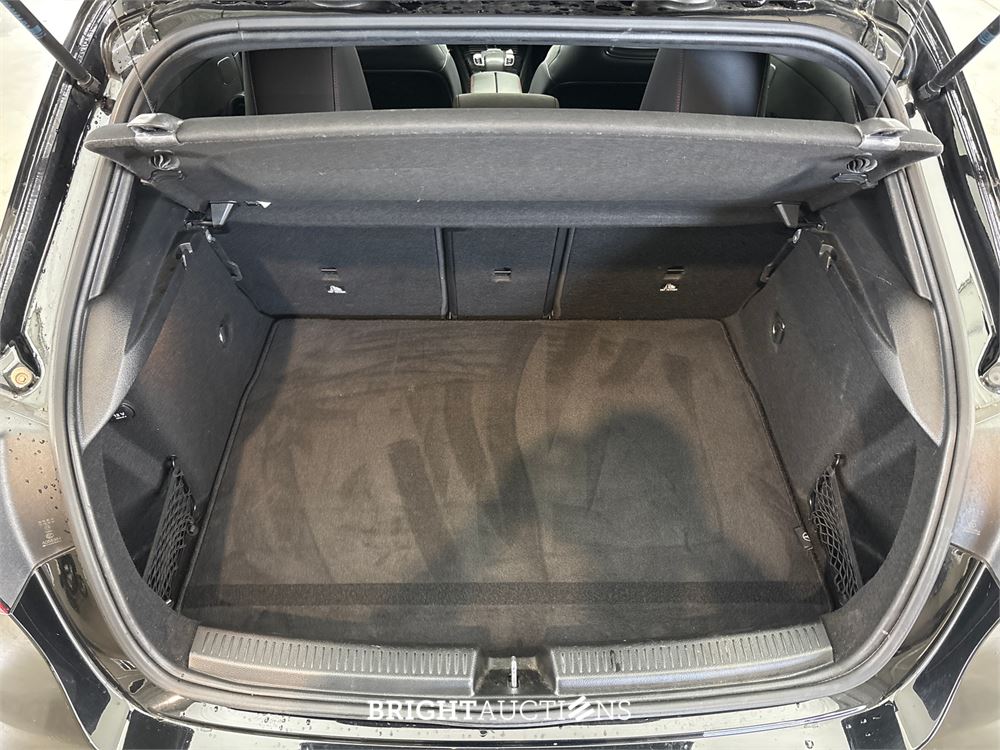 Mercedes-Benz A200 Business Solution AMG 163pk 2018 A-klasse, S-015-VH