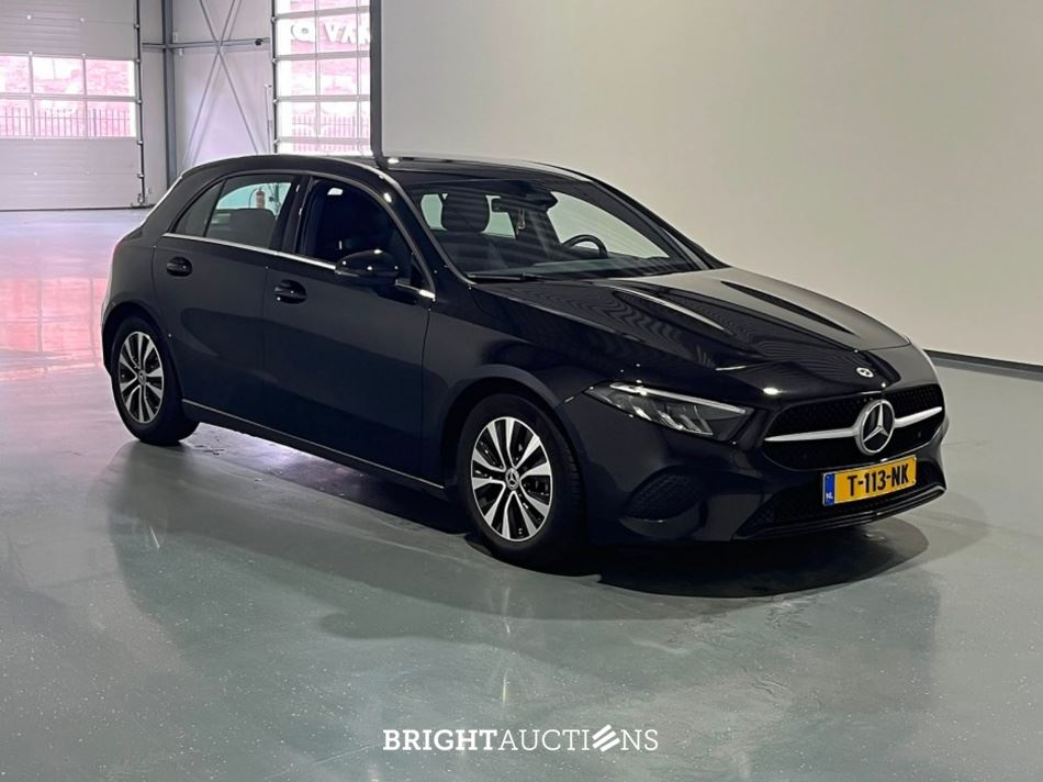 Mercedes-Benz A180 BusinesS-Line 136pk 2023 (Origineel-NL) A-klasse, T-113-NK