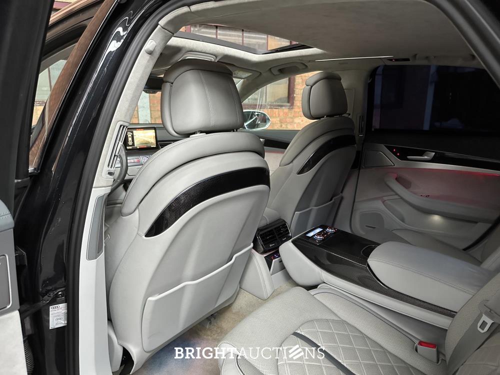 Audi S8 Sedan 4.0 TFSI Quattro V8 Biturbo 520pk 2014 - 52.000 km