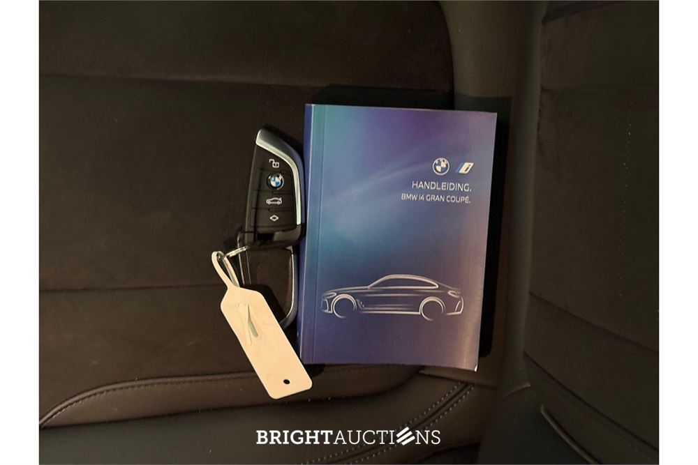 BMW i4 eDrive35 70 kWh 2023 (Origineel-NL), X-963-DD
