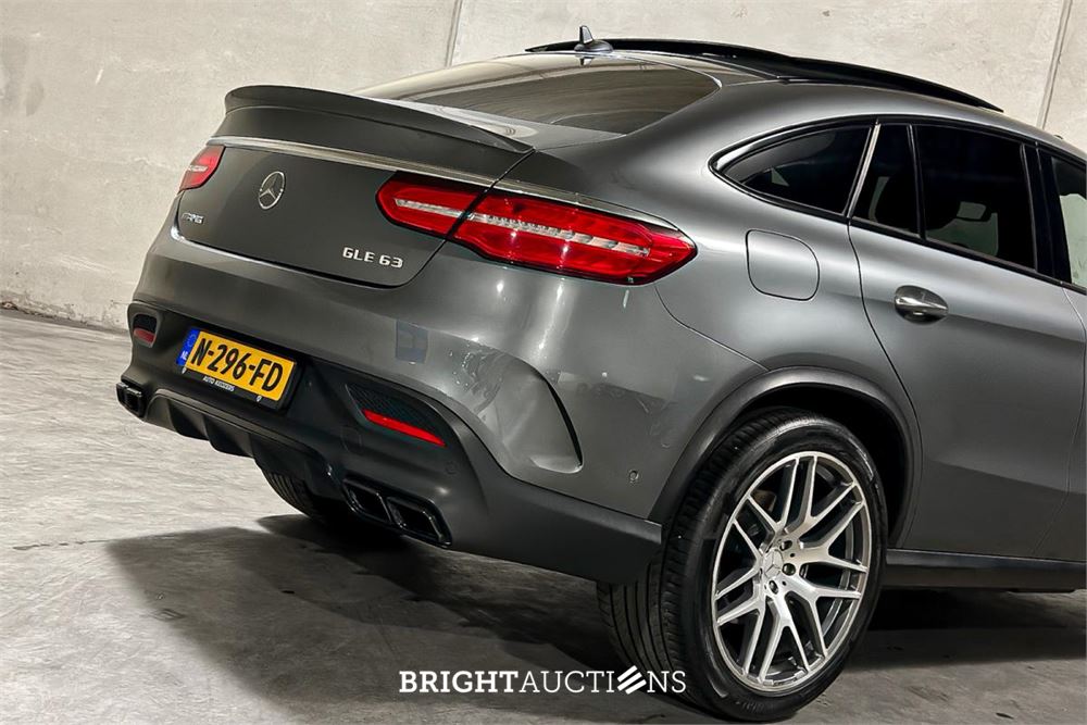 Mercedes-AMG GLE63 Coupe 4MATIC 5.5 V8 BITURBO 557pk 2019 GLE-Klasse, N-296-FD