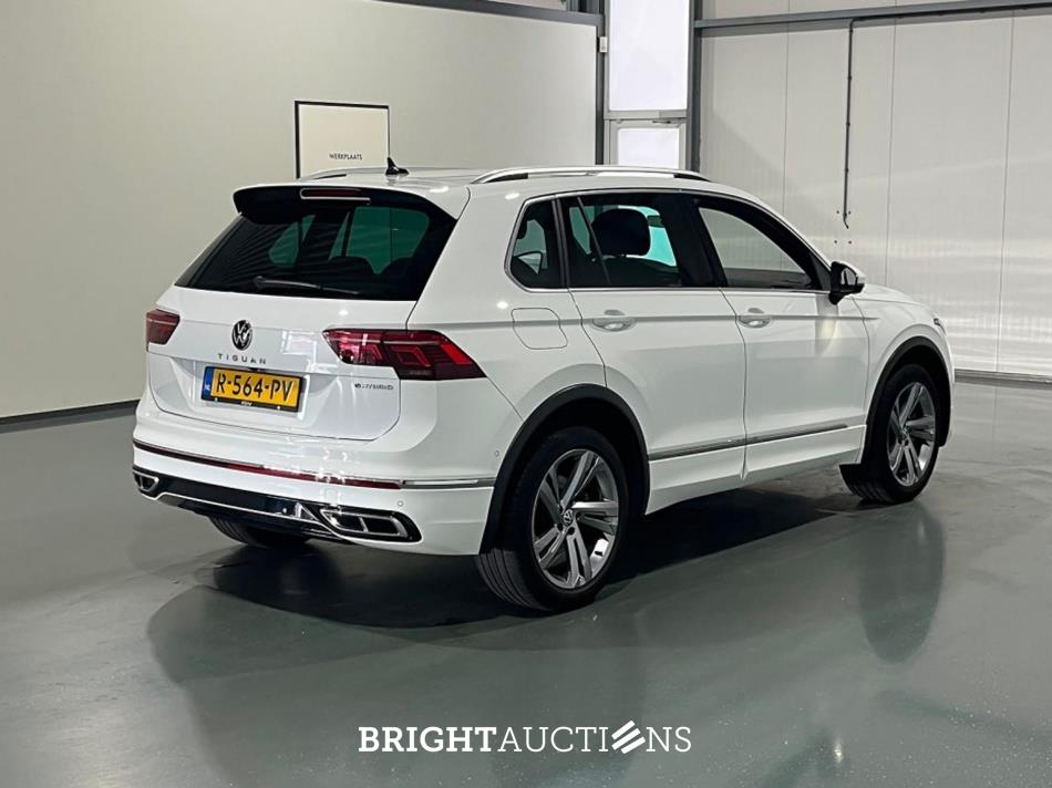 Volkswagen Tiguan eHybrid R-Line Business 1.4 TSI 265pk 2022 (Origineel-NL), R-564-PV