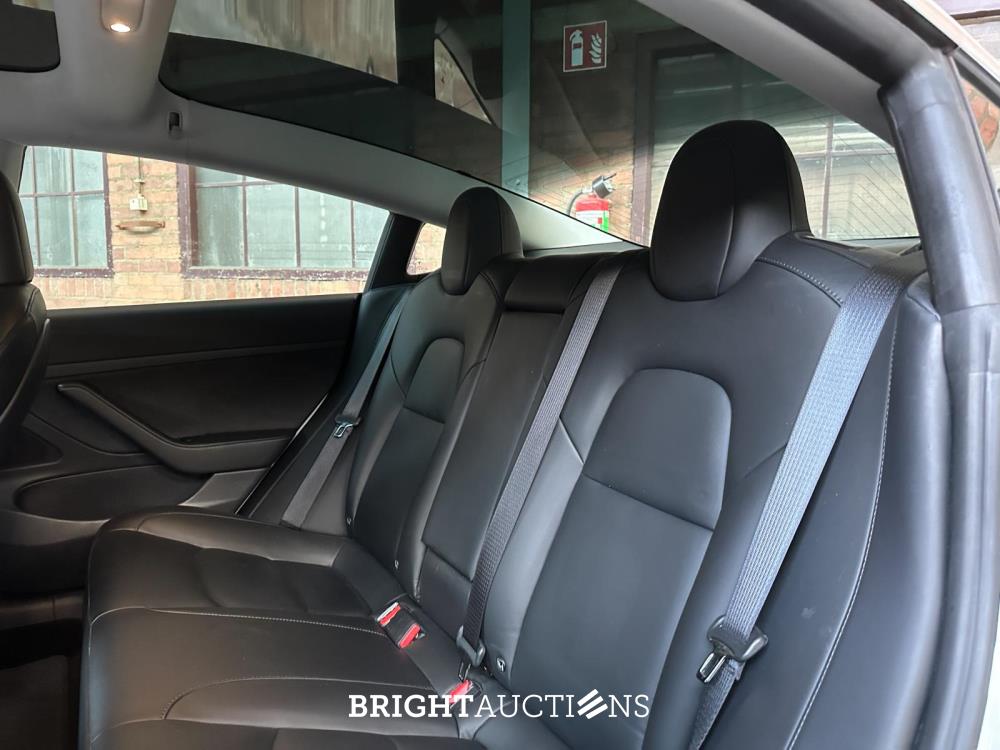 Tesla Model 3 Standard RWD Plus 60 kWh 238pk 2020 (Origineel-NL + 1e eigenaar, K-953-BT