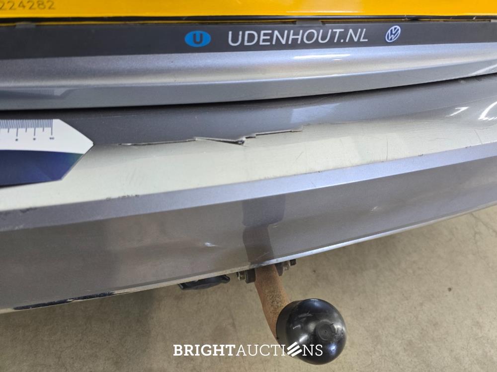 Volkswagen Passat Variant Highline Business R 1.5 TSI 150pk 2019 (Origineel-NL), XZ-405-V