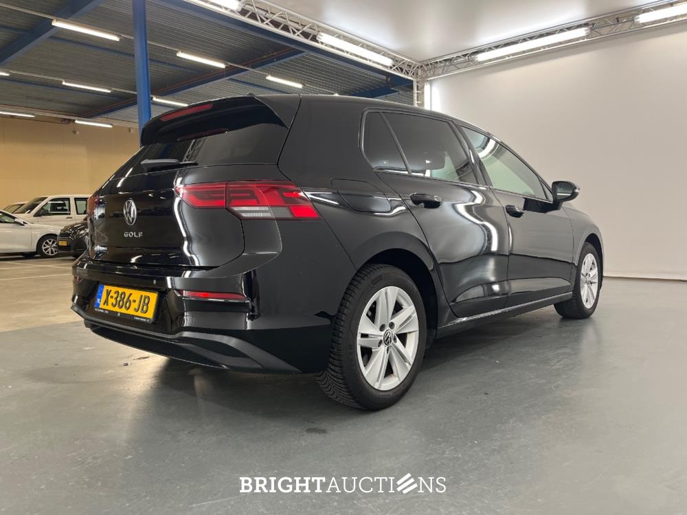Volkswagen Golf life 81kW 1.0 110pk 2023 (Origineel-NL), X-386-JB