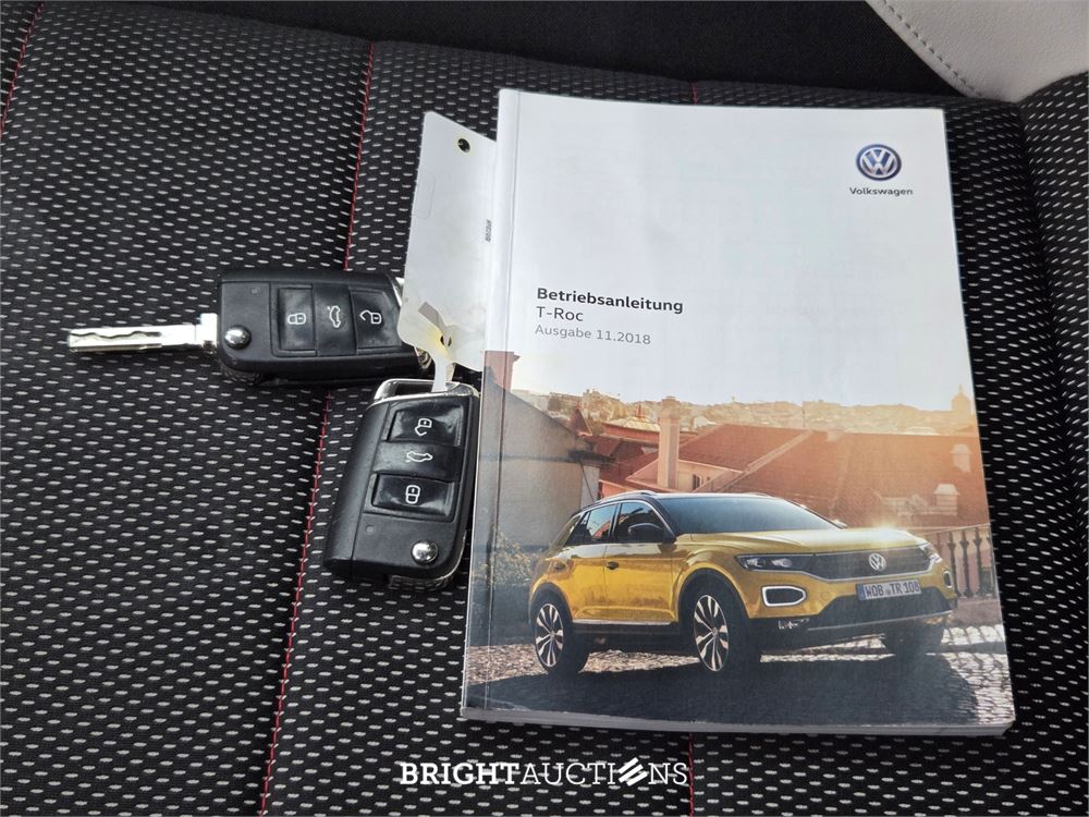 Volkswagen T-Roc Sport Business R 1.5 TSI 150pk 2019, K-189-NZ