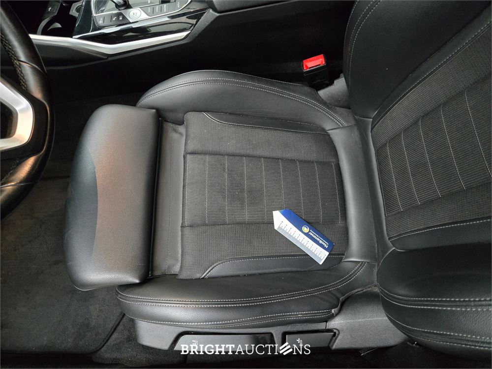BMW 330e 3-serie eDrive Edition 296pk 2020 3-Serie, GPV-56-P