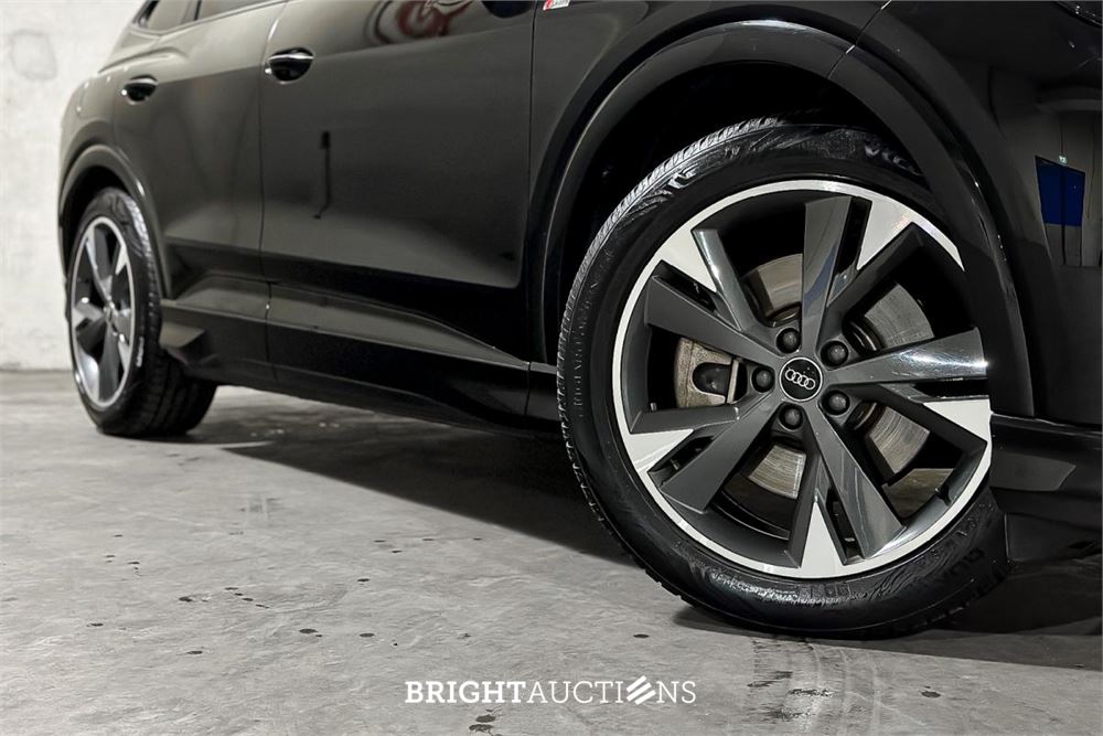 Audi Q4 Sportback e-tron 40 Launch edition S Competition 77 kWh 204pk 2021 (Origineel-NL), N-622-TH