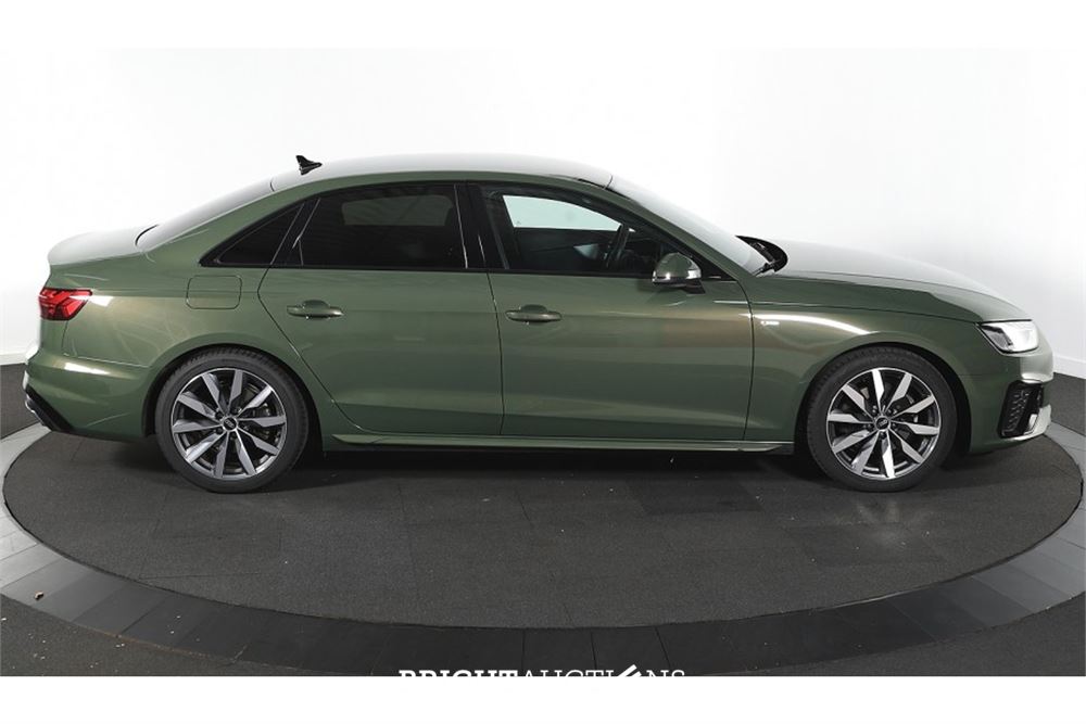 Audi A4 35 S edition Competition TFSI 149pk 2023 (Origineel-NL), X-994-BX