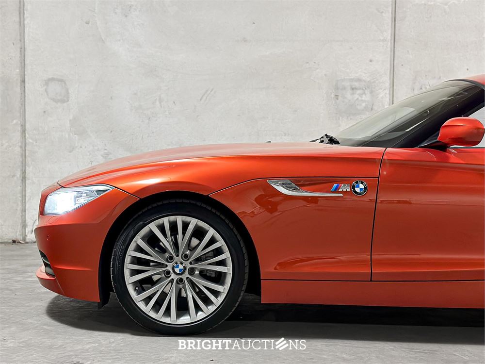 BMW Z4 Roadster sDrive18i Executive Design Pure Traction Uitvoering 156pk 2014 (Origineel-NL), 3-TRK-41 -67.534KM-
