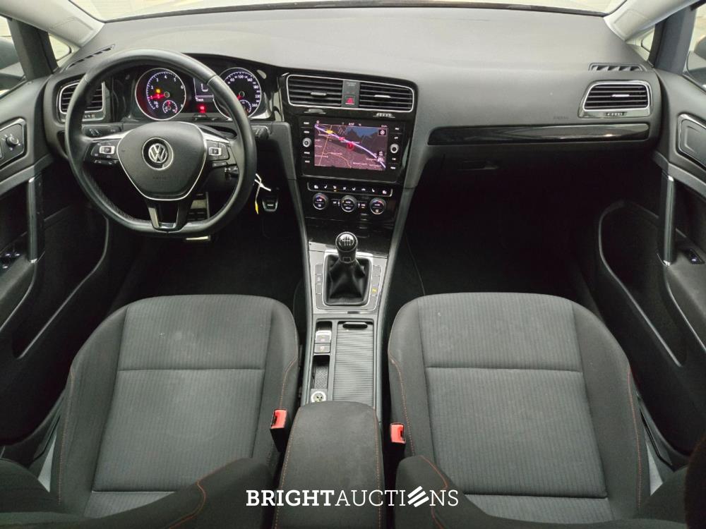 Volkswagen Golf Comfortline Business 1.0 TSI 110pk 2018, R-198-BK
