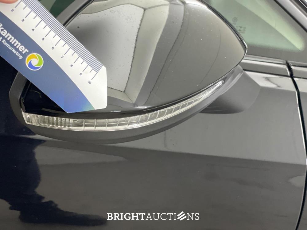 Volkswagen Golf eTSI Style 1.5 150pk 2020, X-368-TL