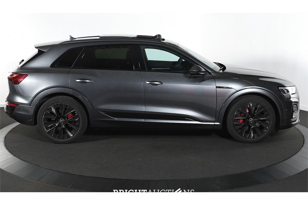 Audi Q8 55 S Edition Competition Quattro 115 kWh 2024 (Origineel-NL), Z-182-HF