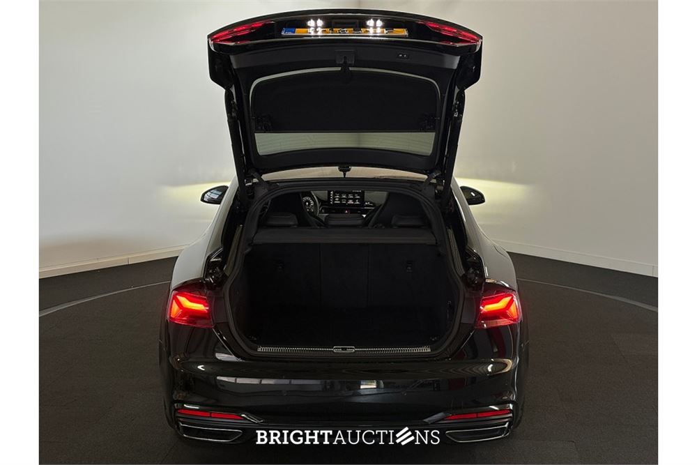 Audi A5 Sportback 40 Launch edition Sport TDI 190pk 2020, P-165-JF