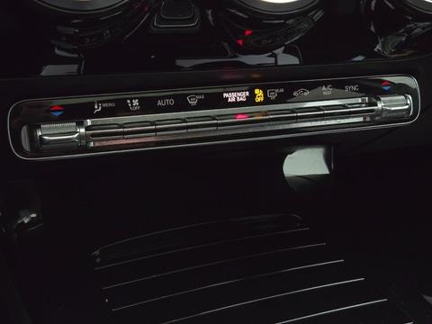 Mercedes-Benz A 180 Business Solution AMG 136pk 2020 (Origineel-NL) A-klasse, H-152-HP