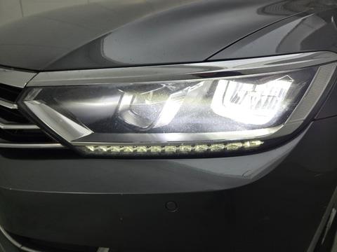 Volkswagen Passat Variant ACT Connected Series 1.4 TSI 150pk 2016 (Origineel-NL), JJ-820-G