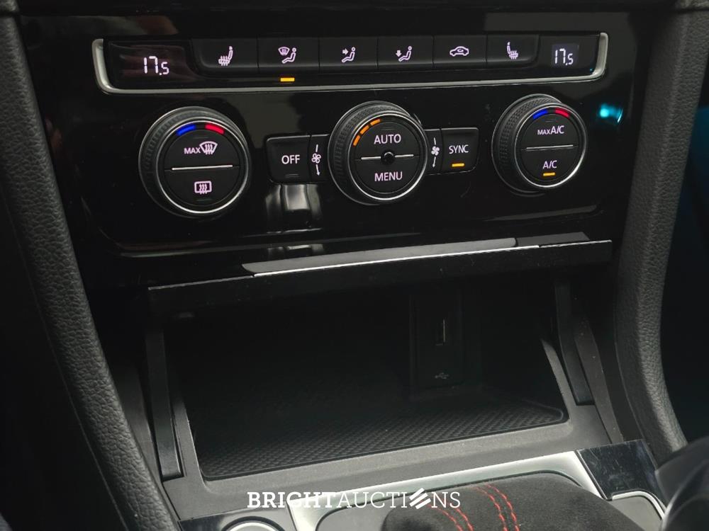 Volkswagen Golf GTI TCR 2.0 TSI 290pk 2019, H-073-ZV