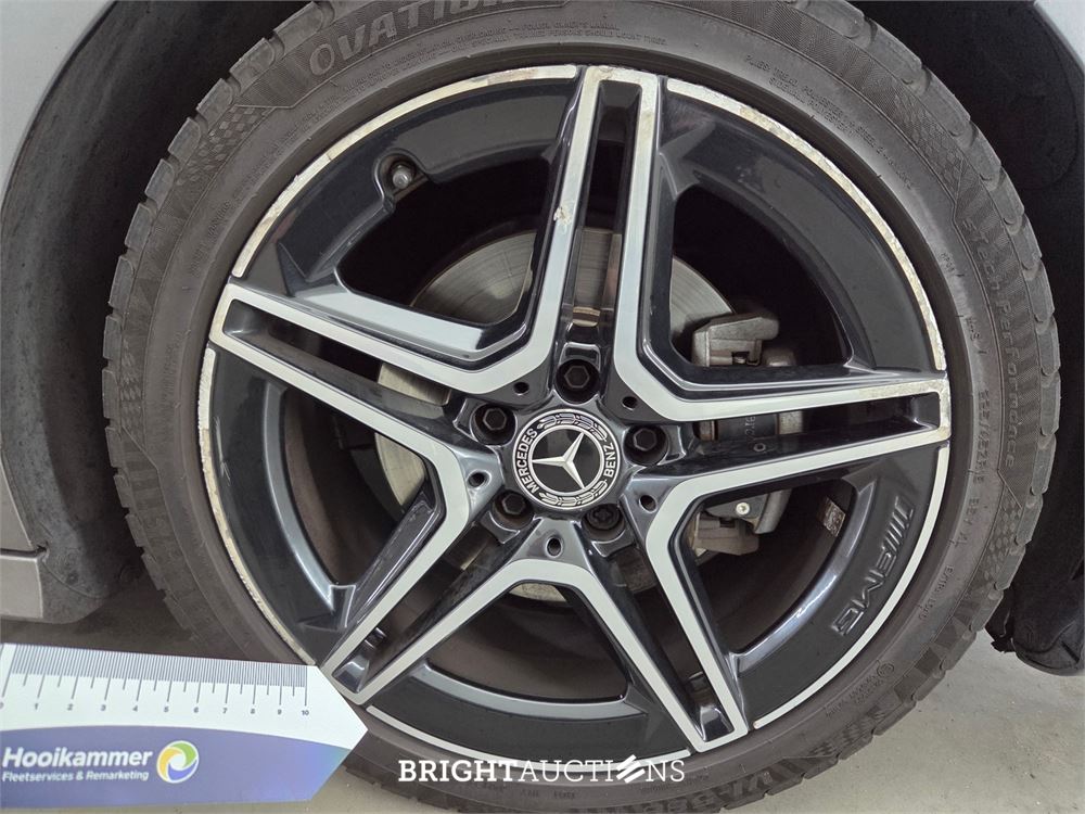 Mercedes-Benz A200 Launch Edition Premium 163pk 2019 (Origineel-NL) A-klasse, ZL-208-H
