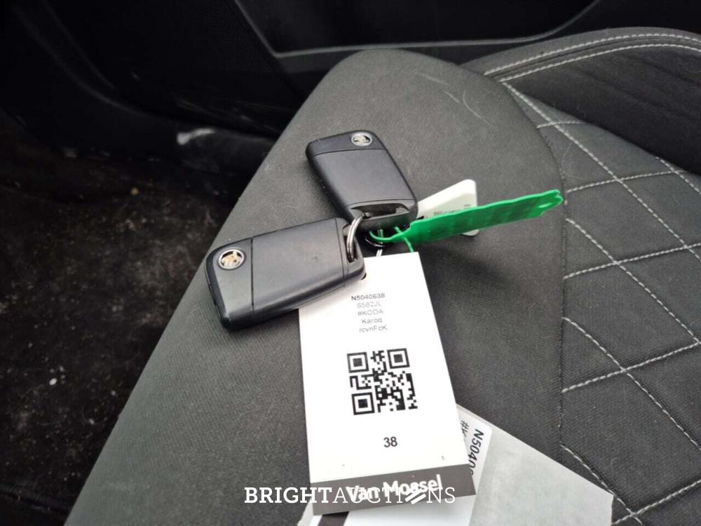 Škoda Karoq Sportline Business 1.5 TSI DSG 150pk 2022, S-582-JL