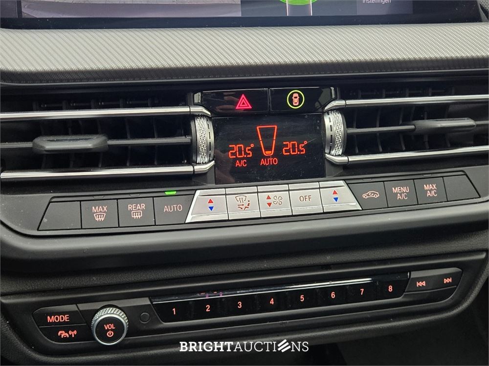 BMW 118i 1-serie High Executive 136pk 2022 1-Serie, Z-968-PB