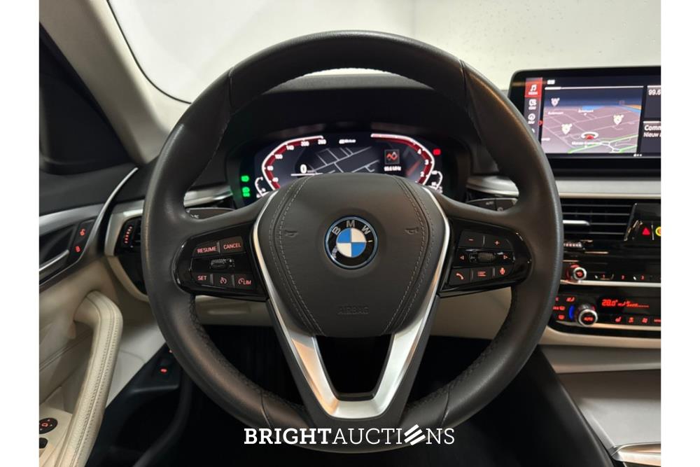 BMW 530e Business Edition Plus 292pk 2023 (Origineel-NL) 5-Serie, T-498-JN
