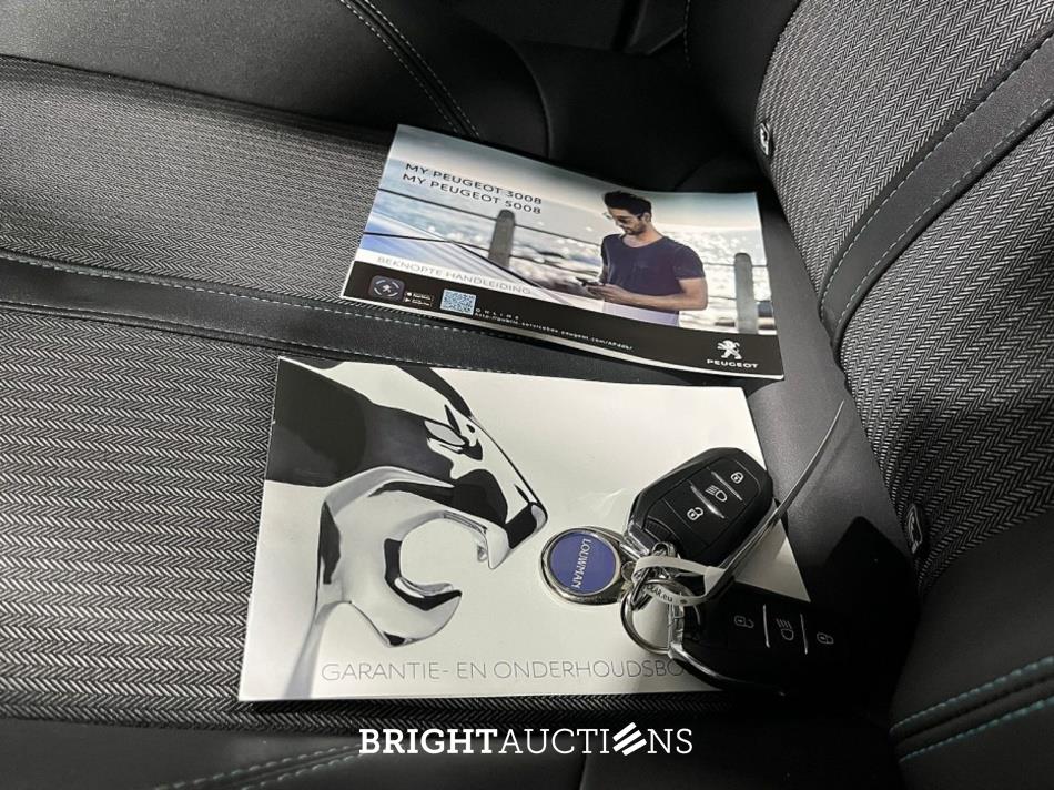 Peugeot 3008 Allure Pack Business 1.2 PureTech 131pk 2022 (Origineel-NL), P-263-PS