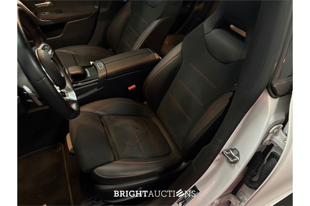 Mercedes-Benz CLA180 Business Solution AMG 136pk 2021 (Origineel-NL) CLA-Klasse, N-024-HS