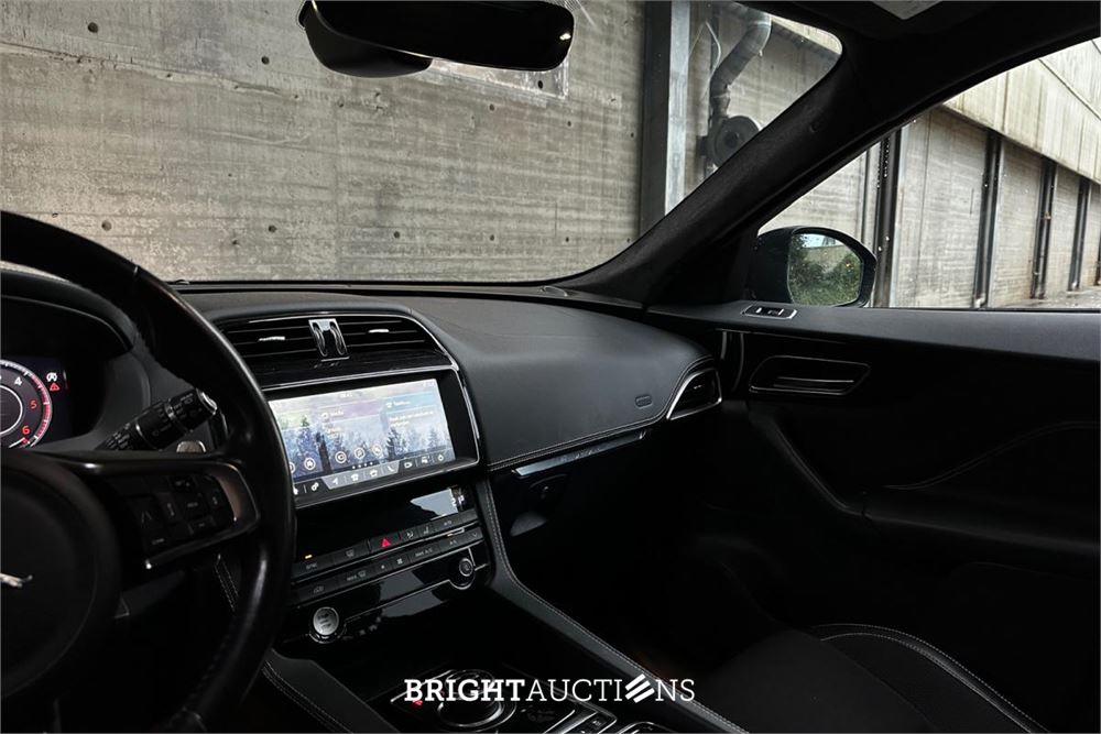 Jaguar F-Pace 2.0d AWD R-Sport 179pk 2019 (Origineel-NL & 2e Eigenaar), XS-172-X