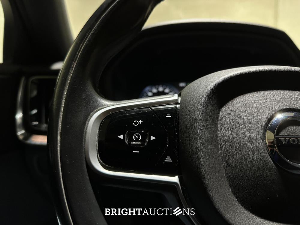 Volvo V60 Cross country Soft Hybride 2.0 B5 AWD pro 261pk 2020 (Origineel-NL), J-188-VT