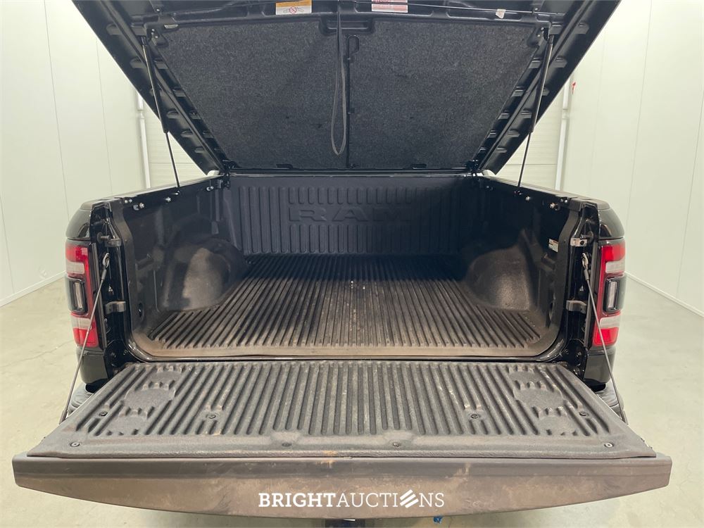 Dodge Ram 1500 4x4 Crew Cab Limited 5.7 V8 402pk 2023 (Origineel-NL), VZF-46-P