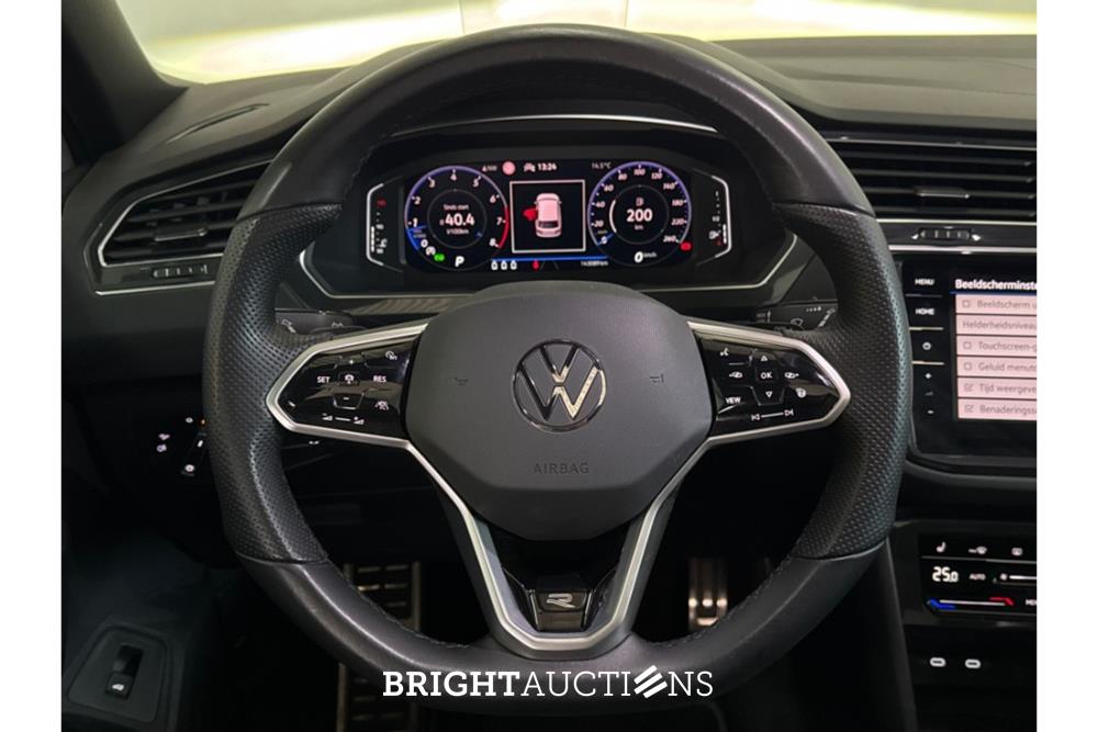 Volkswagen Tiguan R-Line Business 1.5 TSI 149pk 2023 (Origineel-NL), S-564-RH