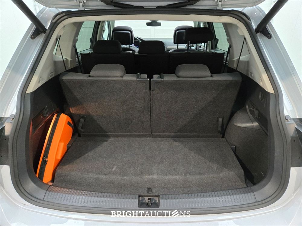Volkswagen Tiguan Allspace Comfortline Business 7p 1.4 TSI 150pk 2018 (Origineel-NL), TV-246-J