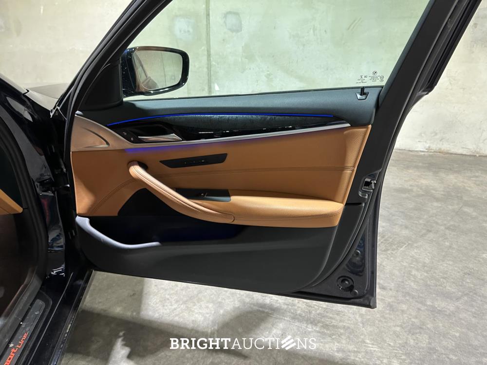 BMW 530e iPerformance High Executive 5-serie 184pk 2019 (Origineel-NL+1eigenaar), ZT-244-H
