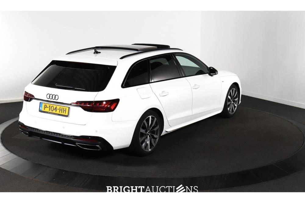 Audi A4 Avant 35 S edition Competition TFSI 149pk 2022 (Origineel-NL), P-104-HH