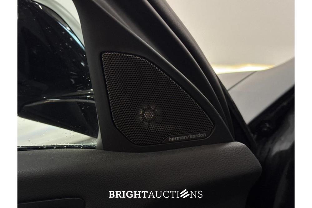 BMW M135 i Business Edition xDrive 306pk 2021 (Origineel-NL) 1-Serie, N-977-HZ