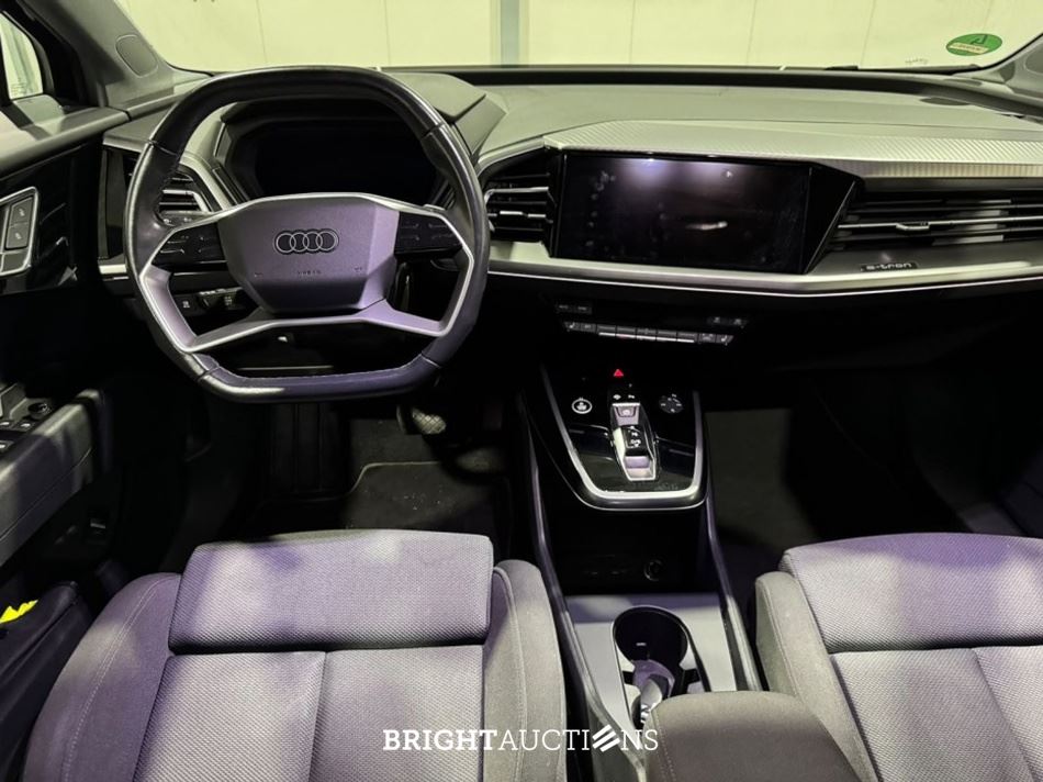 Audi Q4 e-tron 40 Launch edition Advanced 77 kWh 204pk 2021 (Origineel-NL), N-414-FZ