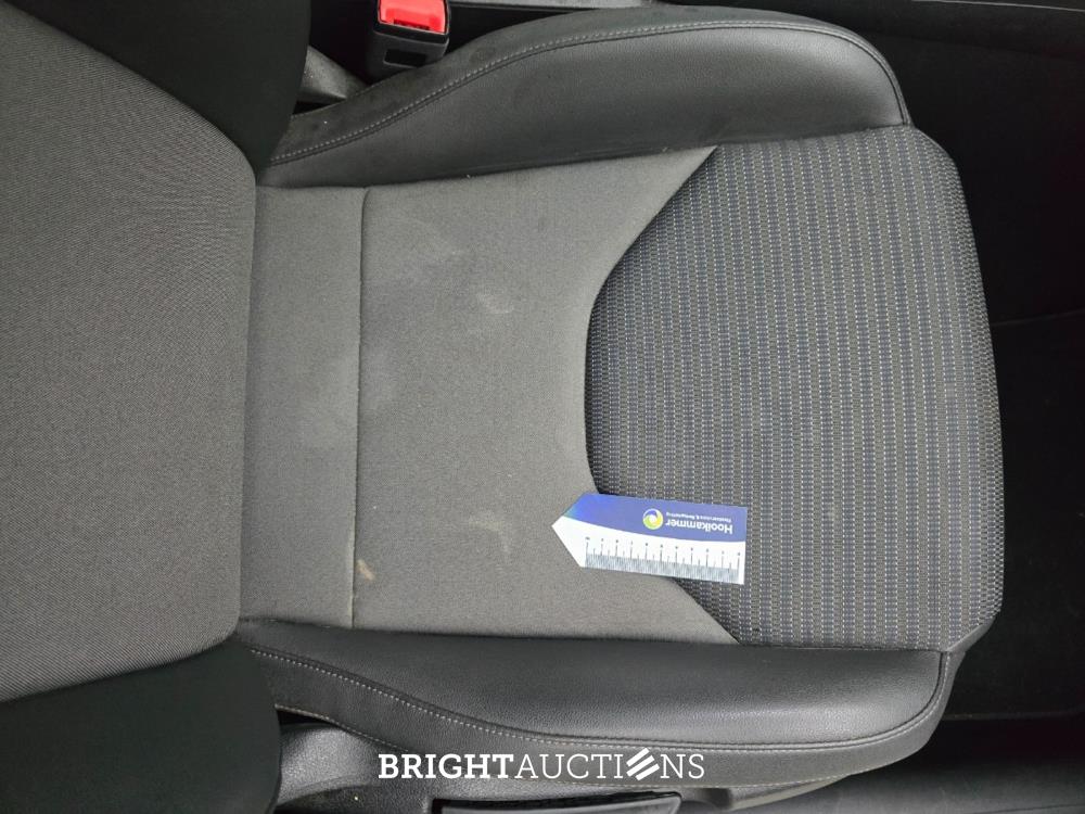 SEAT Leon ST Xcellence Business Intense 1.6 TDI 116pk 2018 (Origineel-NL), TS-807-D