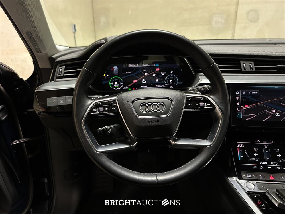 Audi e-tron 50 quattro edition 71 kWh 313pk 2020 (Origineel-NL + 1e eigenaar), J-948-HF