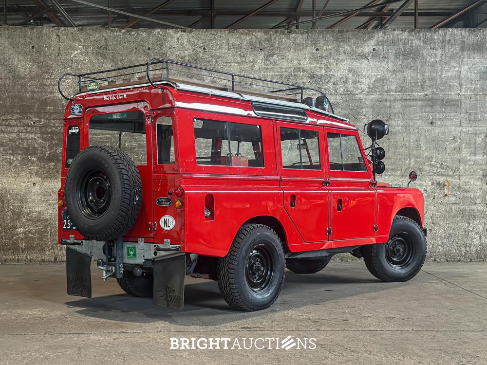 Land Rover 109 Series II (BRANDWEER) 78pk 1969, AM-25-29