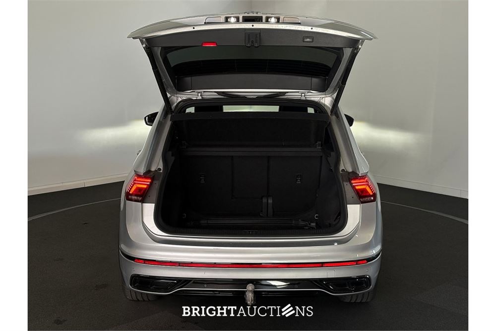 Volkswagen Tiguan R-Line Business 1.5 TSI DSG 149pk 2022 (Origineel-NL), R-076-SJ