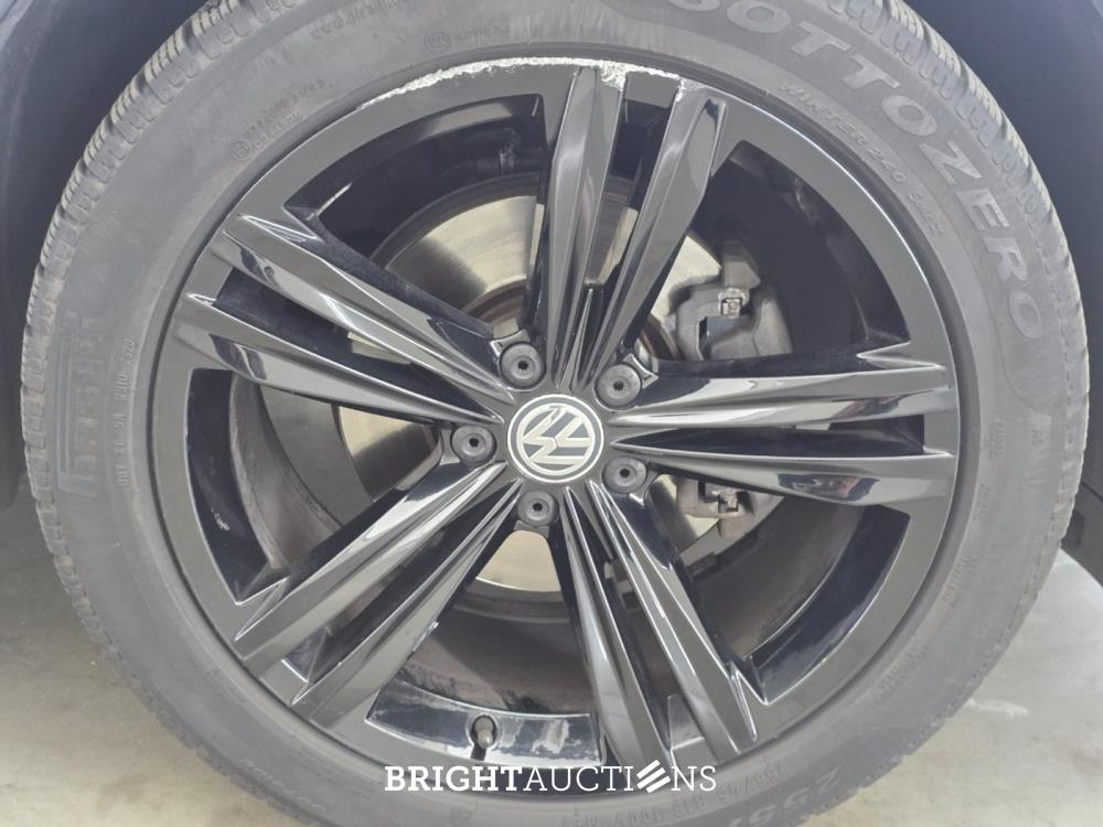 Volkswagen Tiguan ACT Highline Business R 1.5 TSI 150pk 2019 (Origineel-NL), ZB-318-G