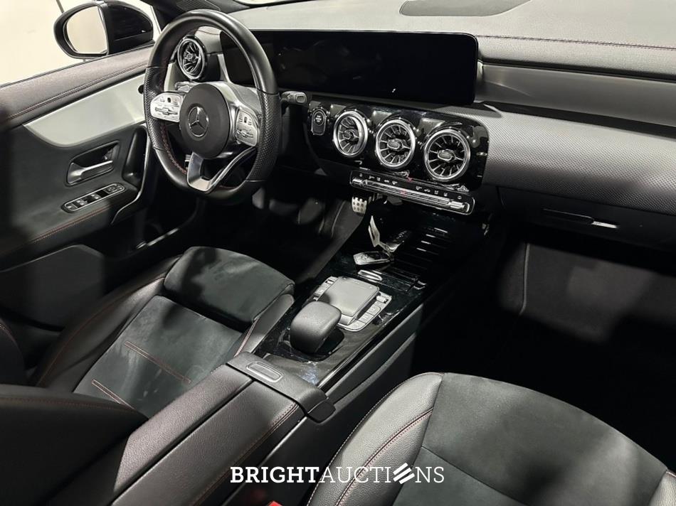 Mercedes-Benz CLA 250 e Shooting Brake Business Solution AMG Limited Pano 262pk 2022 (Origineel-NL) CLA-Klasse, R-629-BS