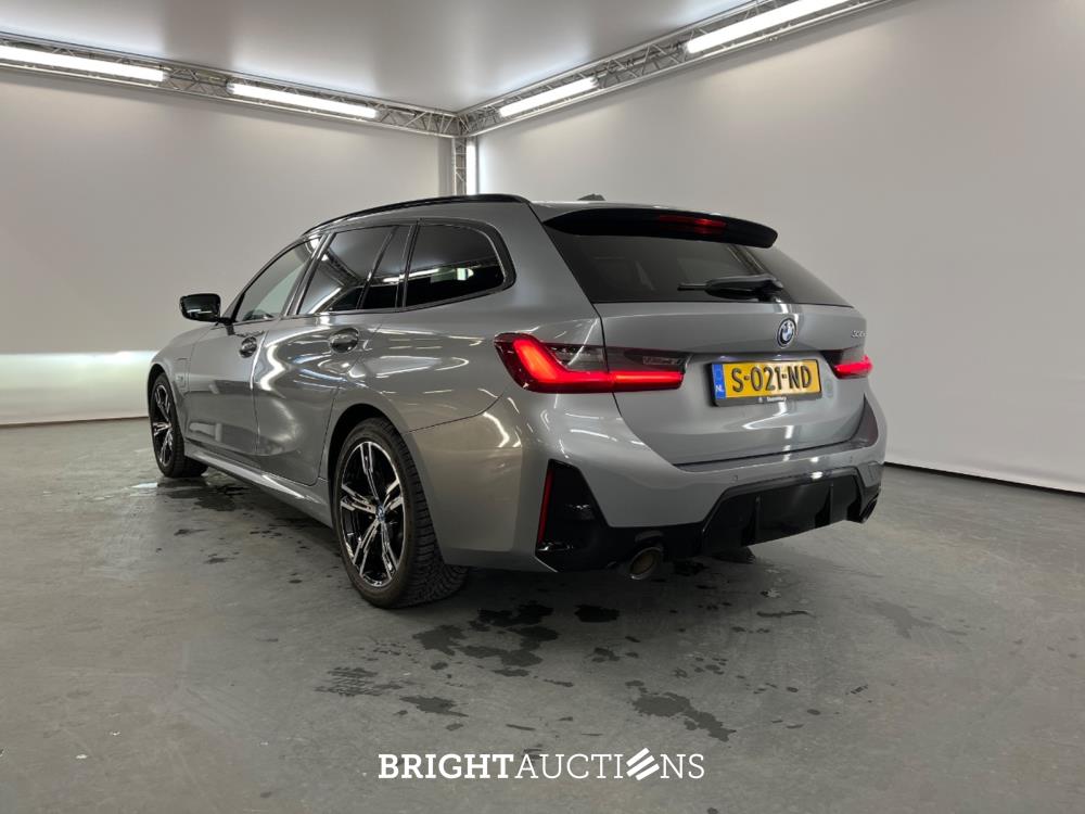 BMW 3-serie Touring 292pk 2023 (Origineel-NL), S-021-ND