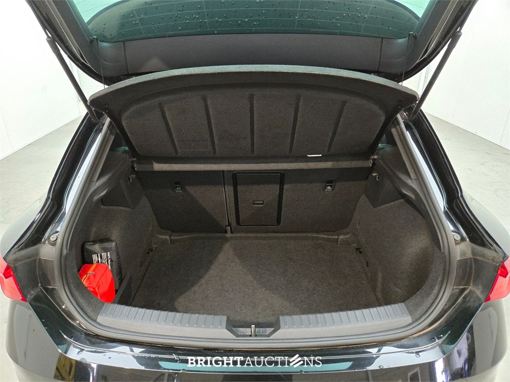 SEAT Leon FR eTSI Launch Edition 1.5 150pk 2020, T-106-HL