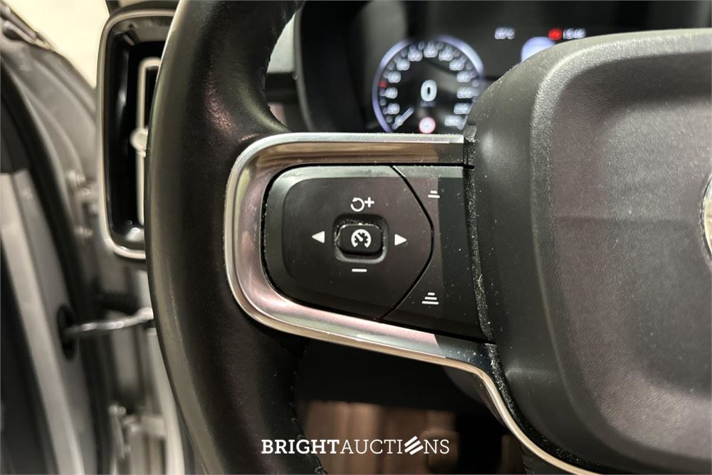 Volvo XC40 1.5 T3 Momentum 156pk 2018 (Origineel-NL), TS-939-D