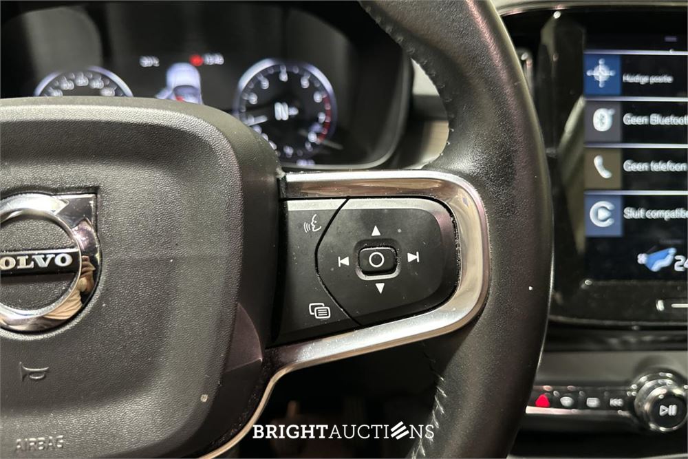Volvo XC40 1.5 T3 Momentum 156pk 2018 (Origineel-NL), TS-939-D